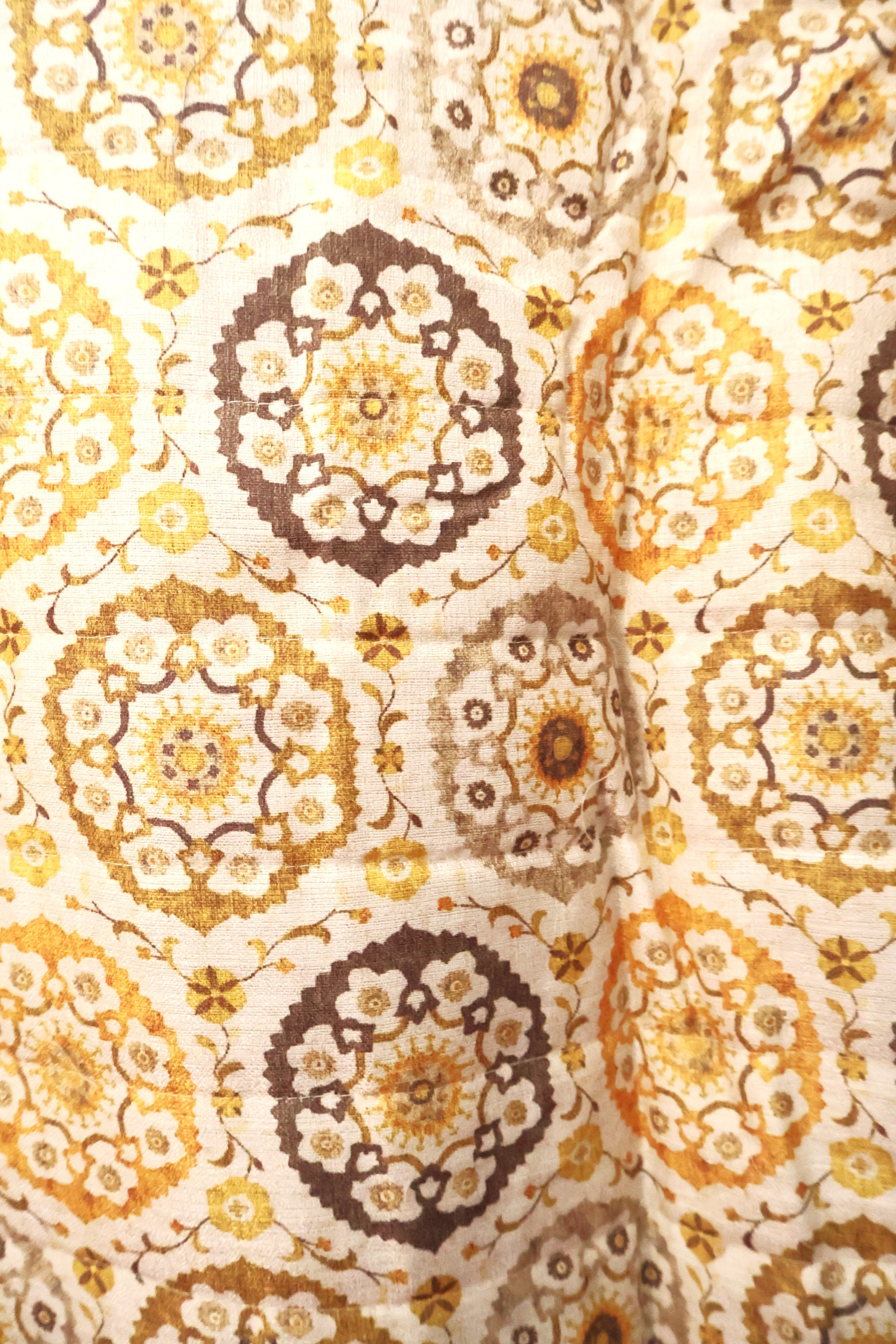 Vintage-Inspired Mandala Quilted Jacket for Women