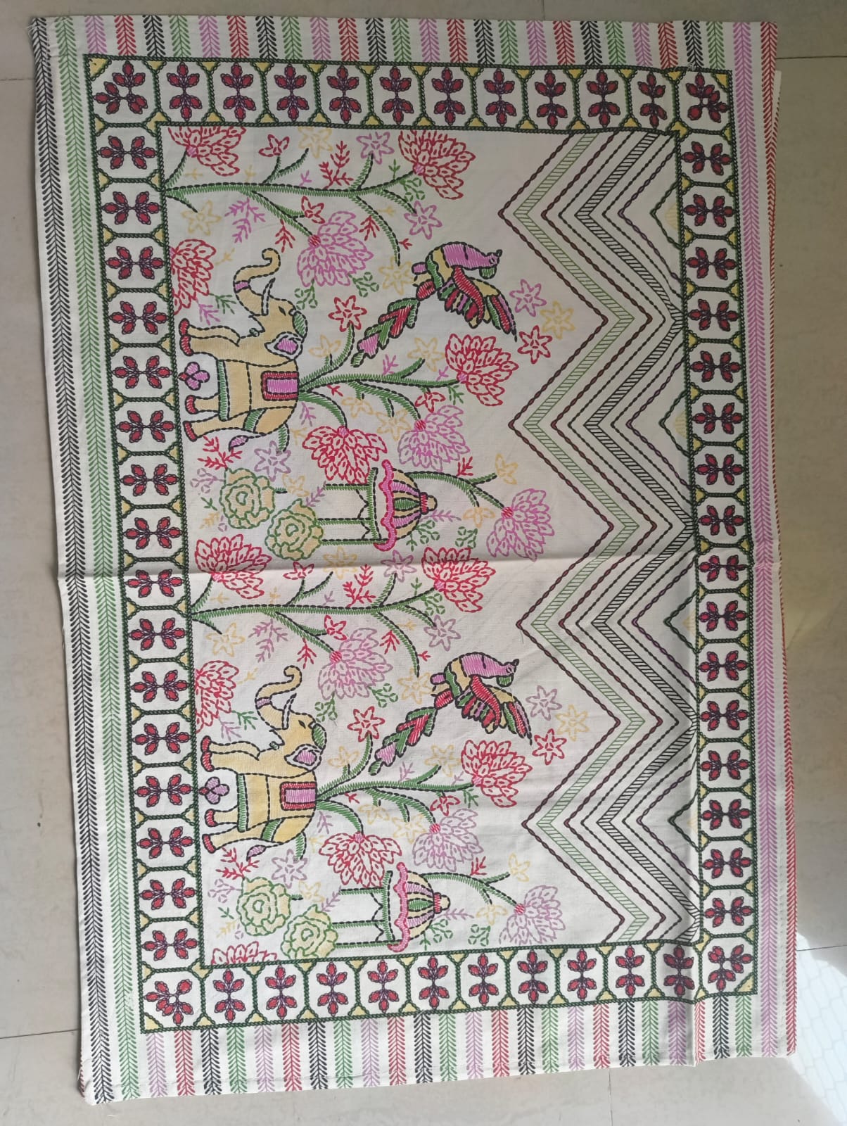 Madhubani Print Bedsheet Set- King Size (108X108 Inches) - Image 2