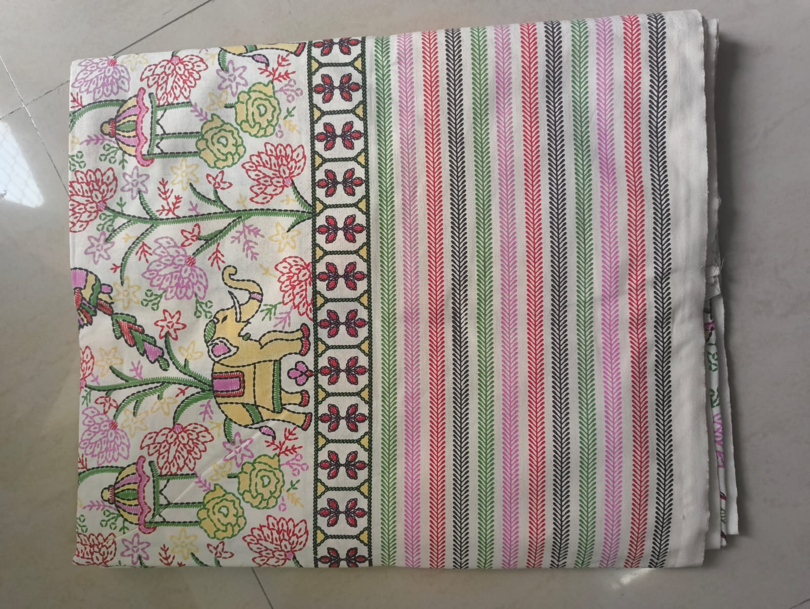 Madhubani Print Bedsheet Set- King Size (108X108 Inches) - Image 3
