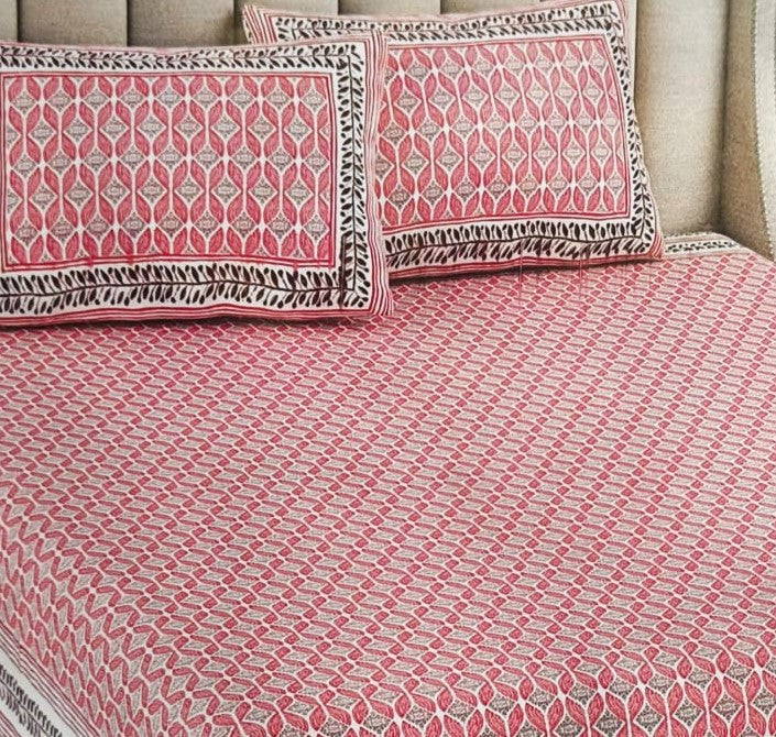 Jaipuri Pink Block Print Bedsheet Set (95 X 108 Inches)